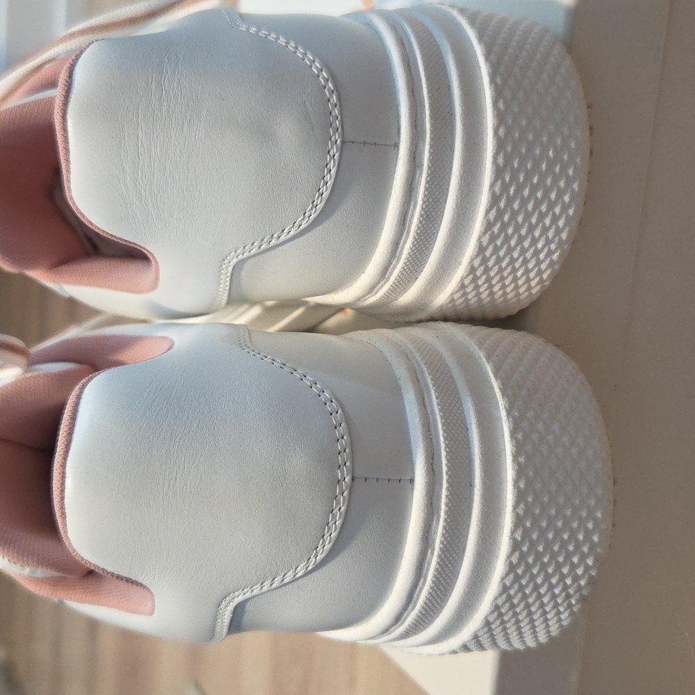 See By Chloe Essie pink/white leather Sneakers Sz 39 - Picture 7 of 14